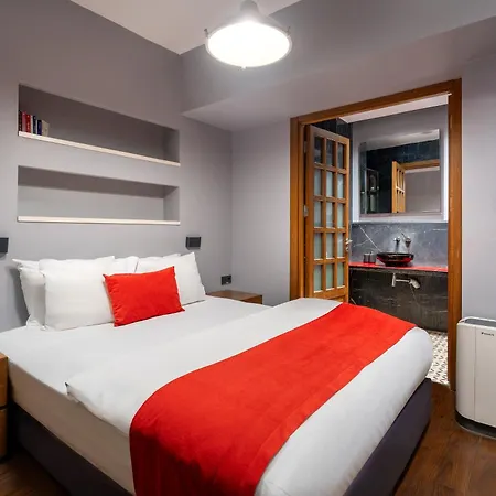 Апарт-отель Urban Quarters - Asmali Mescit Стамбул